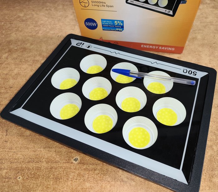 Foco LED para exterior de alta calidad - imagen 4