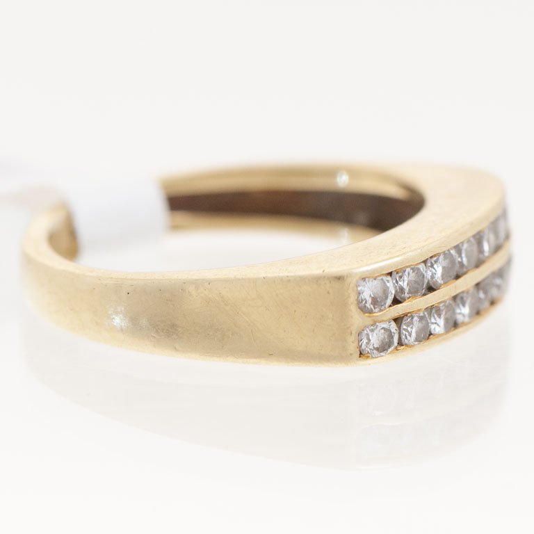 Anillo de oro con diamantes - imagen 2