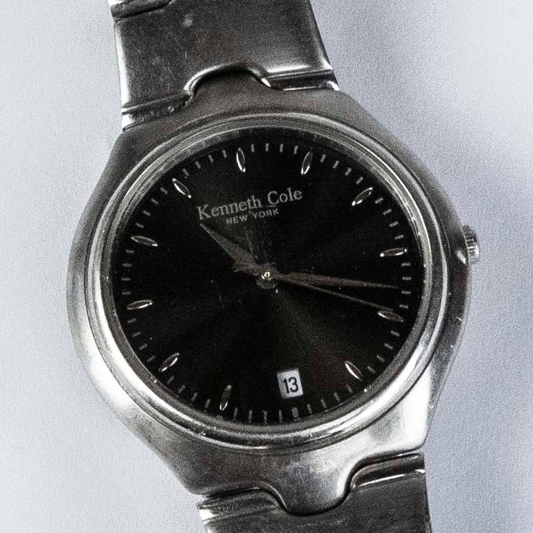 Lote siguiente: Reloj Kenneth Cole de alta calidad