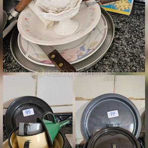 Lote siguiente: Lote de Vajilla y Utensilios de Cocina
