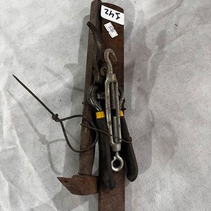 Lote de Herramientas: Lima, Martillo, Tijera de Podar y Tensor - imagen 2