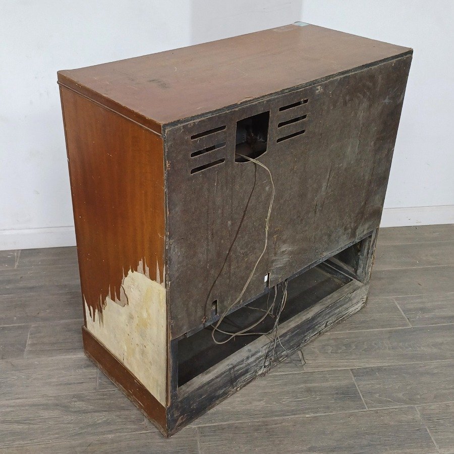 Muebles con toca disco y radio en contrachapado - imagen 8