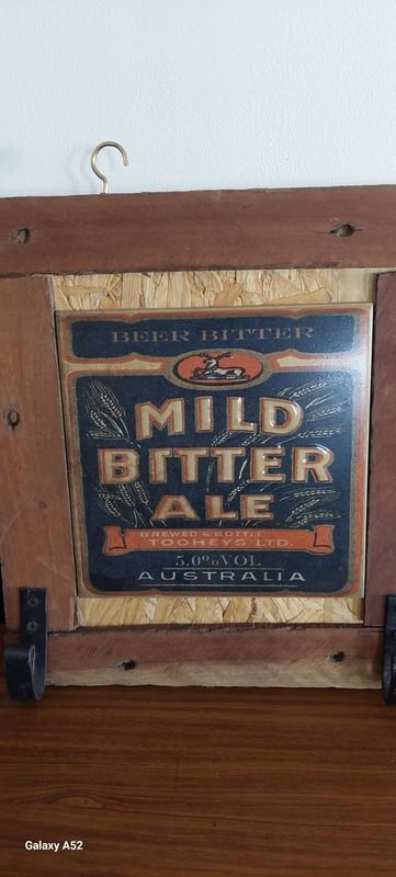 Perchero en madera y chapa para cerveza - imagen 12