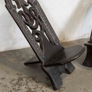 Par de Sillones Africanos Tallados con Detalles de Desgaste - imagen 2