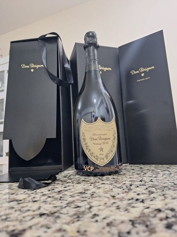 Champagne Dom Pérignon Vintage 2013 Brut con Estuche de Presentación - imagen 1