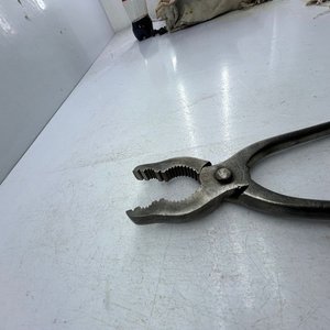 Pinza de Acero Antigua de Dos Posiciones - imagen 4