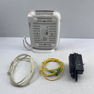 Router ZTE de Fibra Óptica con Cargador y Cables - imagen 2