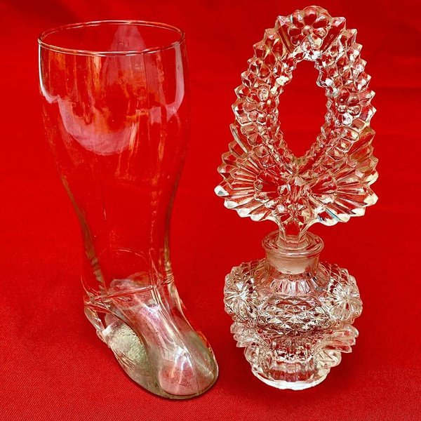Vaso con forma de bota y perfumero antiguo - imagen 1
