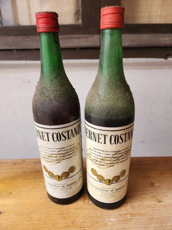 Dos Botellas de Fernet Costanzi