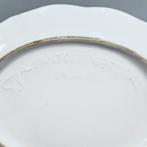 Salsera de Cerámica Blanca con Decoración Trenzada y Platillo Oval - imagen 3