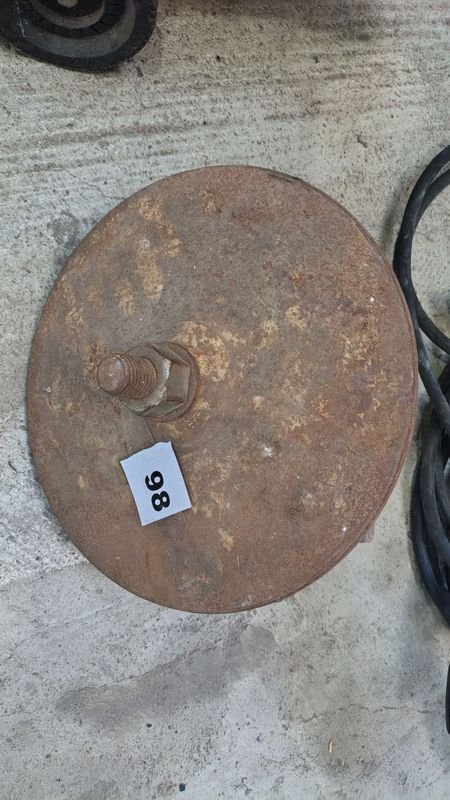 Lote siguiente: Pieza de Maquinaria Agrícola para Venta