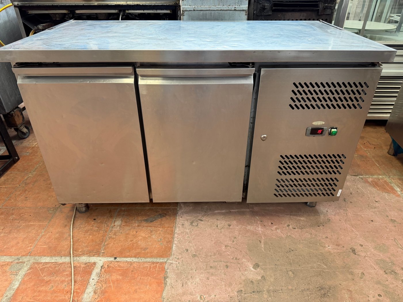 Bajo Mostrador Refrigerado Kuma Acero Inoxidable 135cm