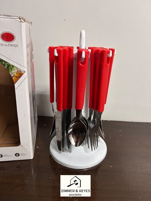 Set de Cubiertos con Soporte Rojo y Cromado - imagen 1