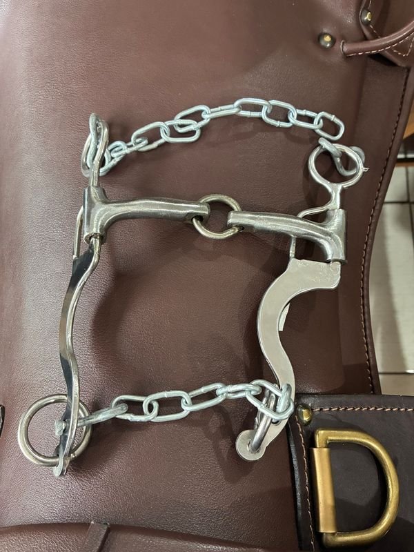 Item 848947 - Image 1