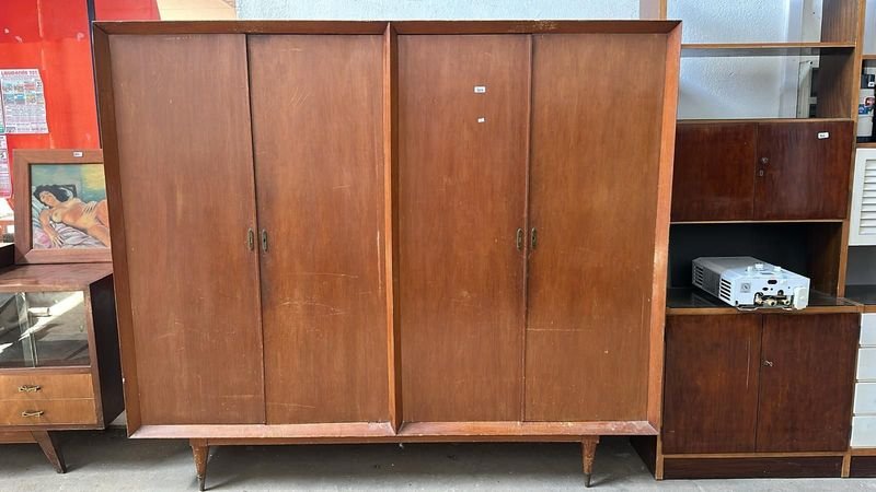 Ropero de cuatro puertas en madera - imagen 6