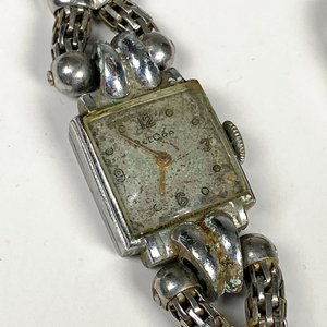 Tres Relojes de Pulsera para Dama: Alra, Posor y Otro - imagen 4