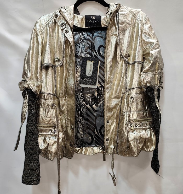 Campera Dorada con Capucha para Dama Talle 46