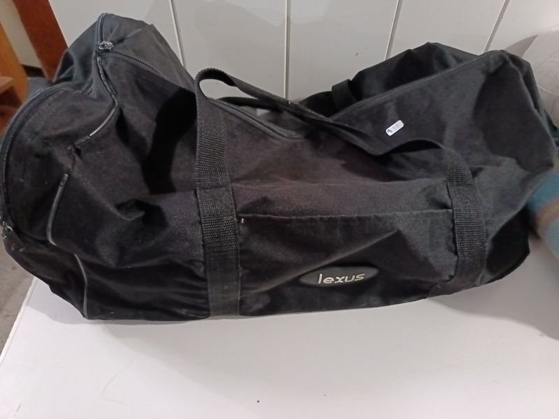 Bolso Deportivo Lexus, Cubre Colchón 1 Plaza y Manta de Bebé