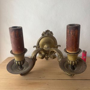 Farol de Bronce Macizo con Dos Velas Decorativas - imagen 1
