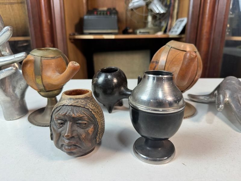 Colección de vasijas y objetos artesanales - imagen 2