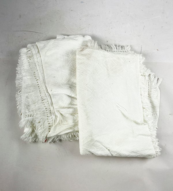 Dos colchas blancas de algodón - imagen 2