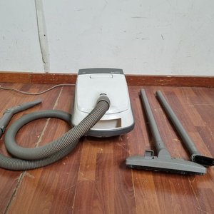 Aspiradora Philips T330 Blanca y Gris Funcional - imagen 2
