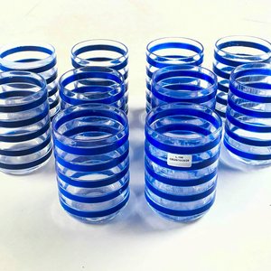 Conjunto de 10 Vasos Rayados Azules y Transparentes en Acrílico - imagen 1