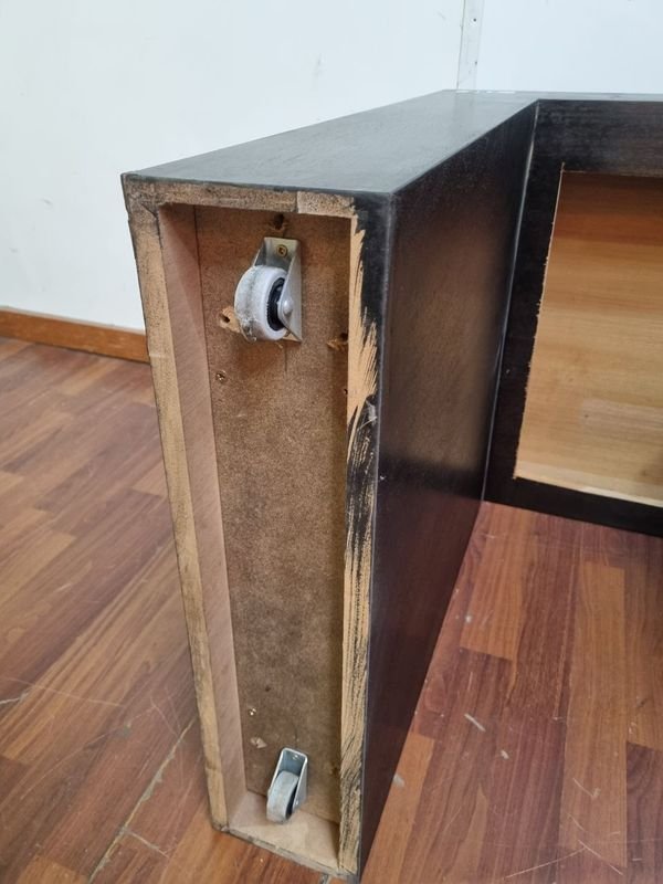 Mesa Rodante Tipo Stand en Madera - imagen 8