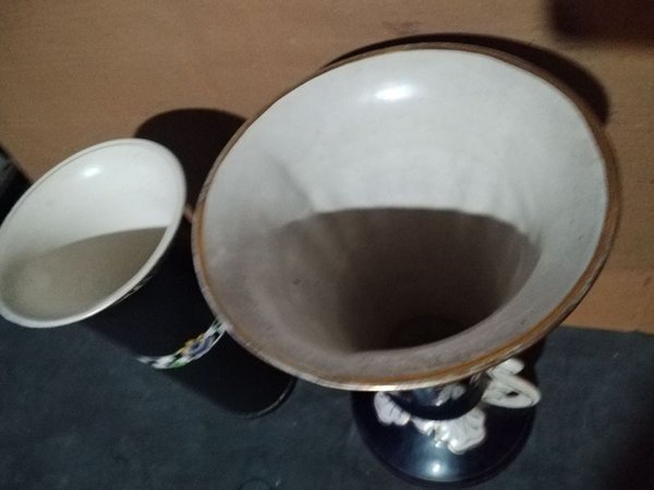 Floreros y accesorios de cerámica y vidrio - imagen 1