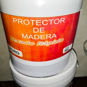 4 Tarros de Protector de Madera Secado Rápido (2 Cedro, 2 Roble) - 4 Lts c/u - imagen 2