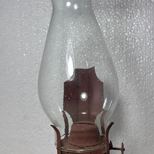 Antiguo Farol de Vidrio con Base Texturizada - imagen 4