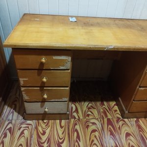 Escritorio madera ocho cajones - imagen 3
