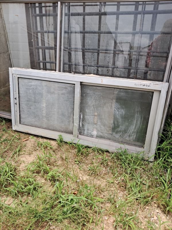 Item 883002 - Image 0