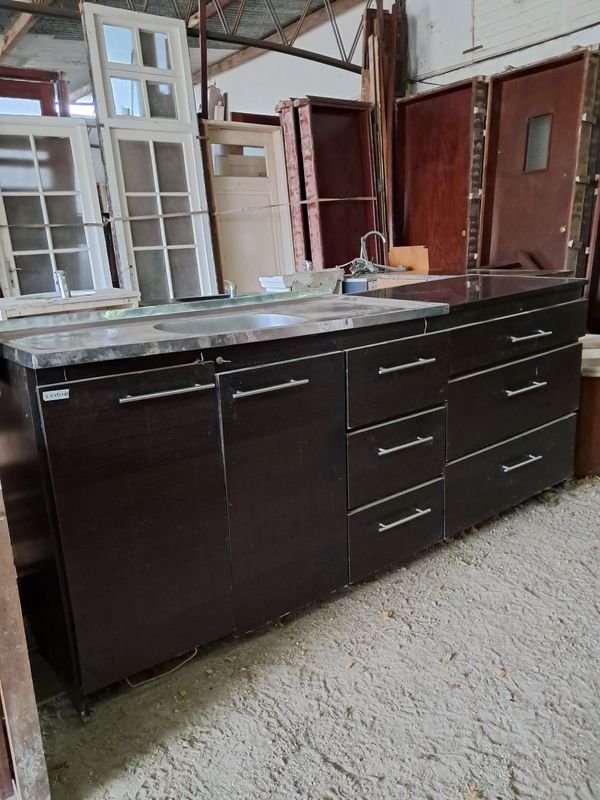 Item 883027 - Image 1