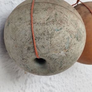 Lote de 2 Boyas Antiguas para Pesca o Redes - imagen 3