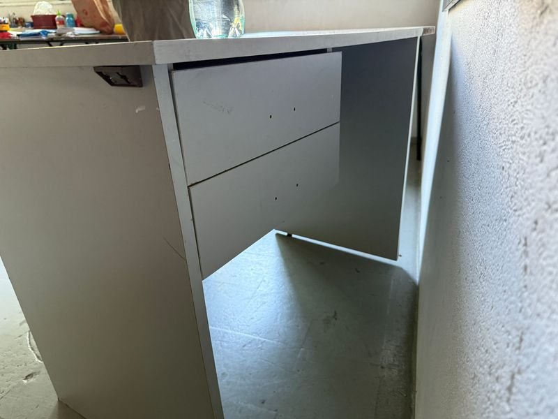 Escritorio de Melamina - 60x130x75