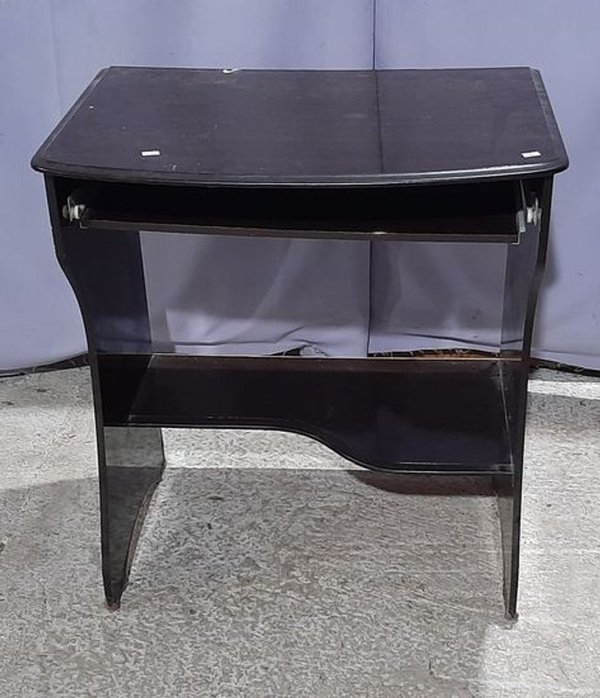 Mesa de Computadora Oscura en MDF - imagen 1