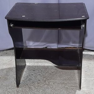 Lote anterior: Mesa de Computadora Oscura en MDF
