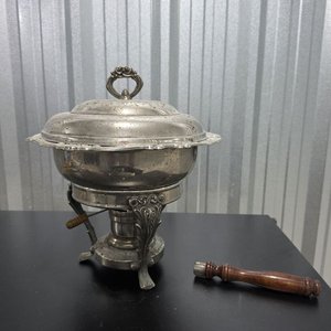 Lote siguiente: Calientaplatos con Soporte y Quemador de Platina