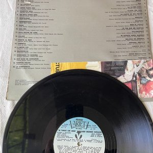 Lote de 2 Discos de Vinilo Usados - "40 Tangos con Amor" y Jorge Cafrune - imagen 3