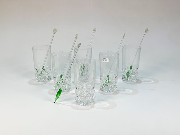 Seis Vasos de Vidrio Altos con Agitadores y Base Prensada
