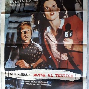 Lote siguiente: Poster Original "Consigna: Matar al Testigo" (Eyewitness) - William Hurt, 1981