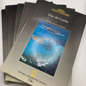 Lote anterior: Colección 5 Libros National Geographic: Islas del Caribe, Tierras Salvajes de Canadá, Viajes a Lugares Bellos del Mundo, El Gran Cañón, Selvas Tropicales