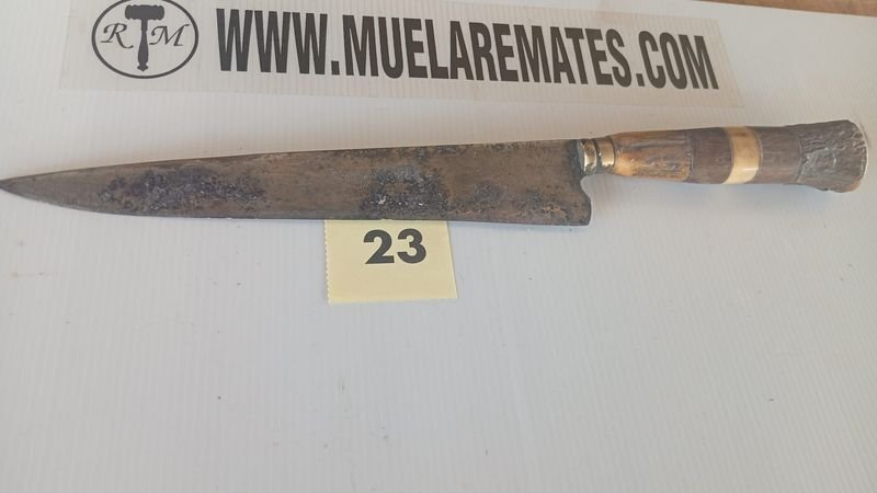 Lote siguiente: Cuchillo antiguo marca Gaucha de 32 cm