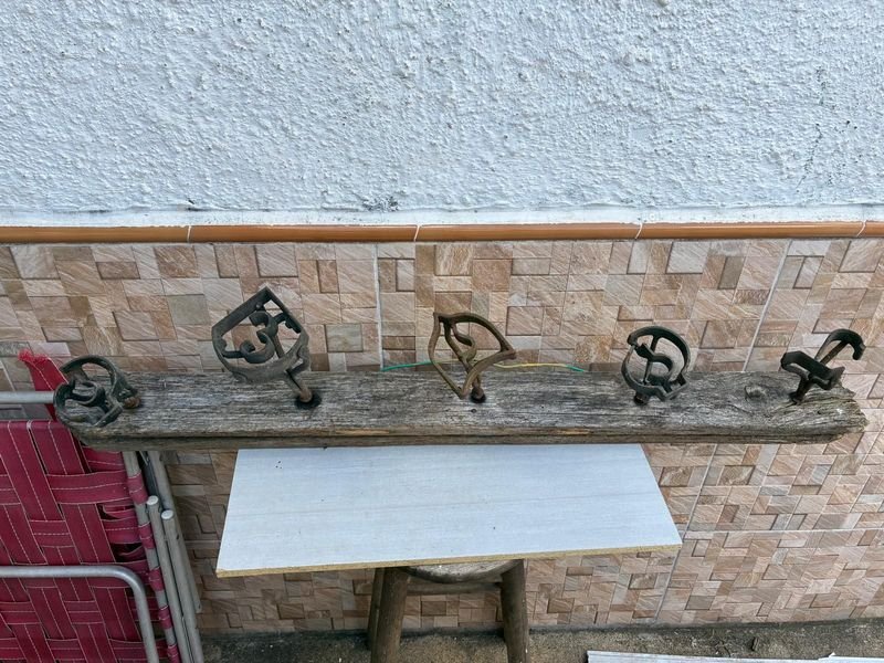 Item 876940 - Image 1