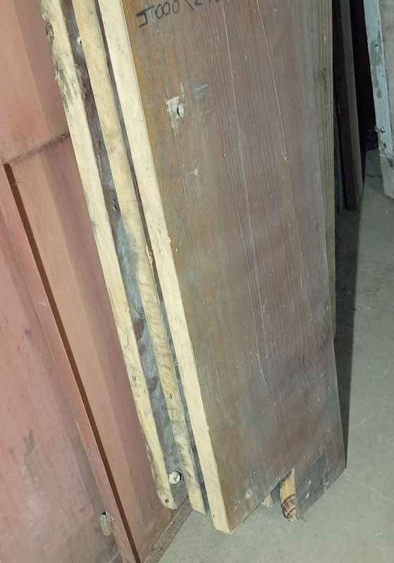 Tres tablones de pino para mostrador - imagen 3