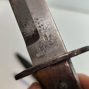 Cuchillo de combate alemán de la 1ª y 2ª Guerra Mundial con vaina - imagen 2