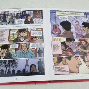 Libro Ilustrado "Tragedias del Rock: John Lennon - Un Disparo en el Umbral" - imagen 6