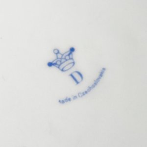 Dos piezas de porcelana checa decoración floral, centro y bandeja masas - imagen 4