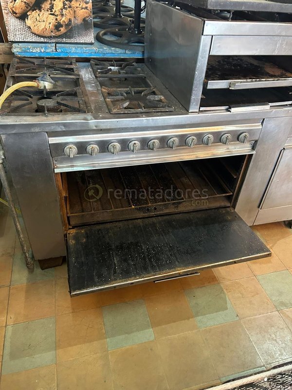 Cocina Industrial Acero Inoxidable con Plancha y Horno